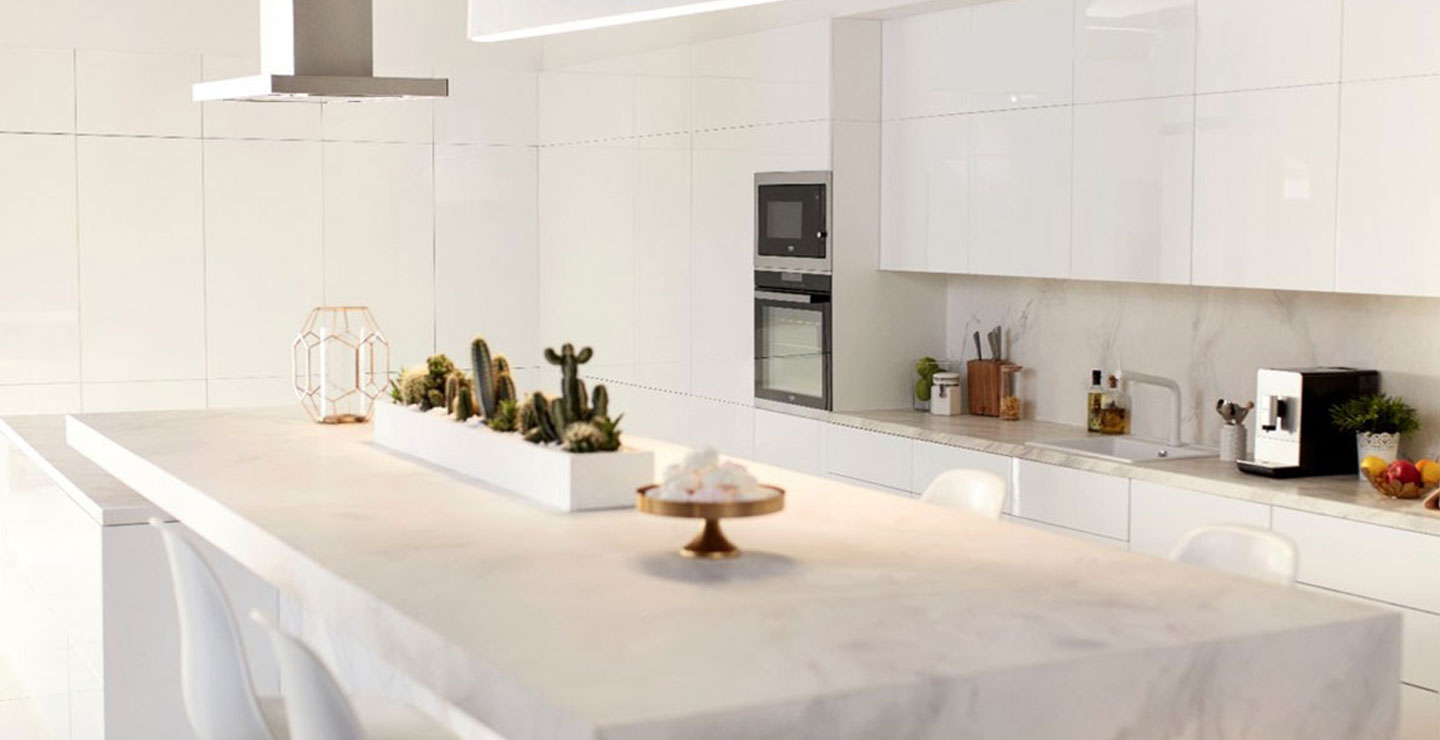 Fresca e pulita: perché una cucina bianca potrebbe essere la scelta giusta